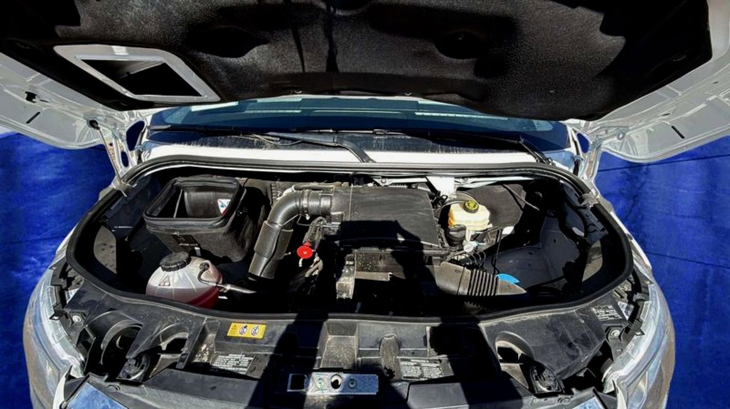 Used 2021 Freightliner Sprinter 2500 image 19