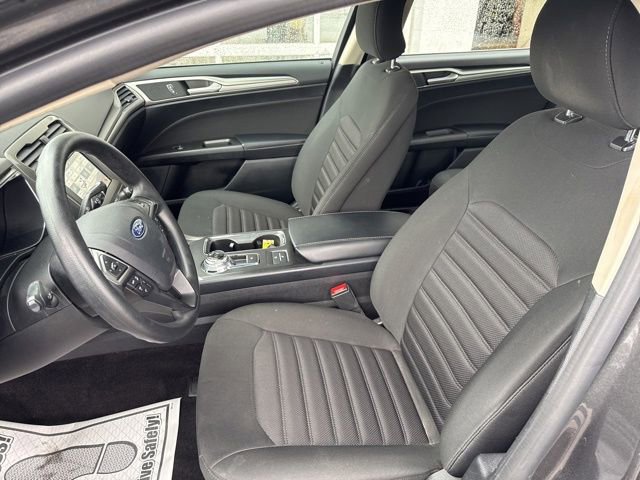 Used 2019 Ford Fusion SE image 8