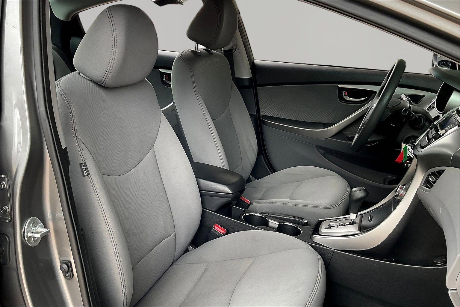 Used 2013 Hyundai Elantra GLS w/ Preferred Pkg image 27