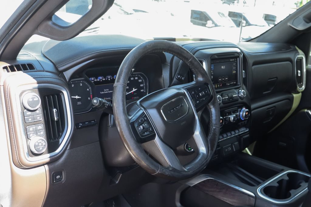 Used 2021 GMC Sierra 2500 Denali w/ Denali Ultimate Package AWD/4WD image 26