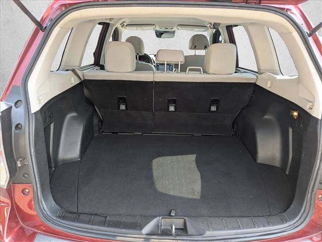 Used 2017 Subaru Forester 2.5i w/ Alloy Wheel Package AWD/4WD image 6