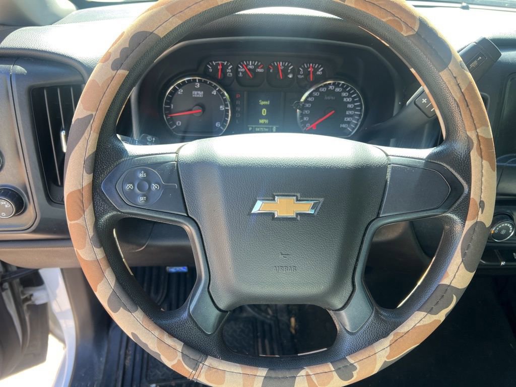 Used 2018 Chevrolet Silverado 1500 Custom w/ Custom Convenience Package AWD/4WD image 19