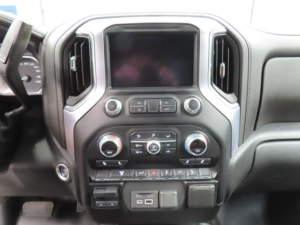 Used 2022 GMC Sierra 3500 SLT w/ X31 Off-Road Package AWD/4WD image 46