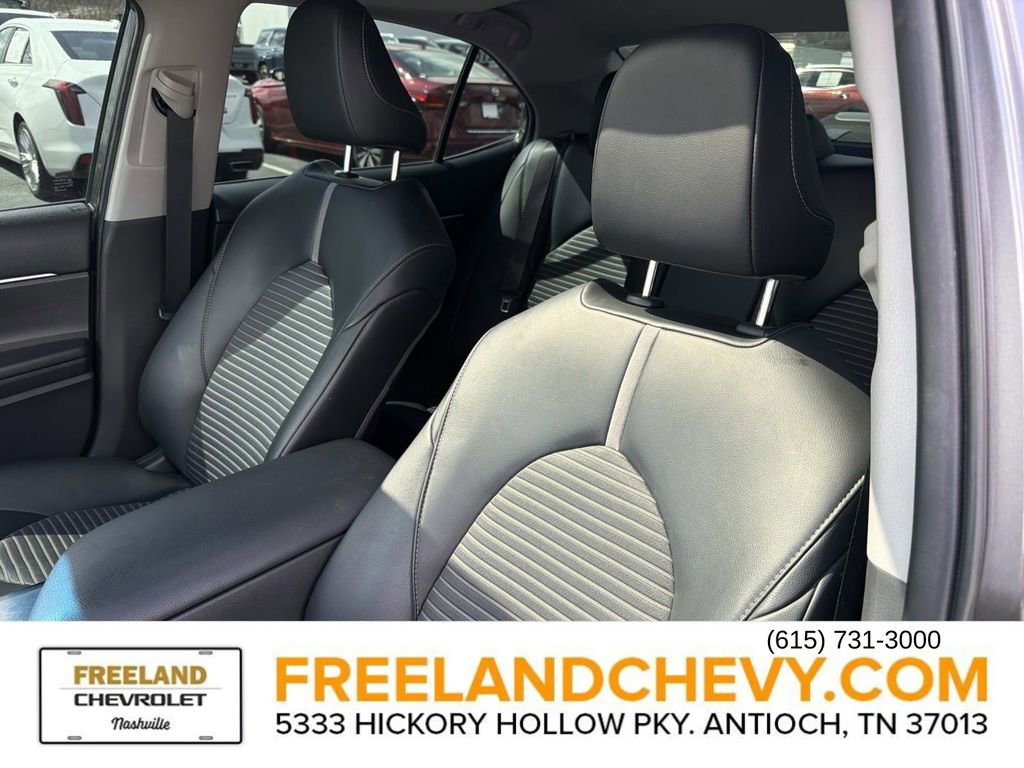 Used 2020 Toyota Camry SE image 26