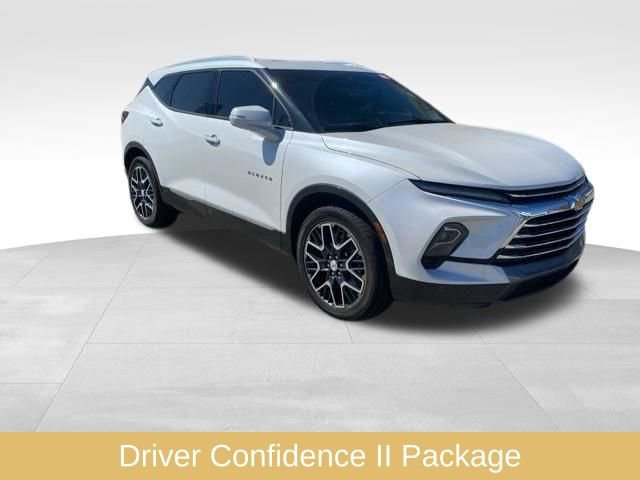 Used 2024 Chevrolet Blazer Premier w/ Driver Confidence II Package image 4