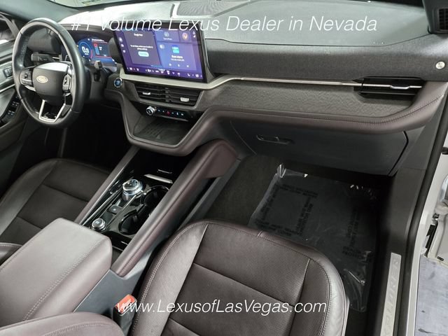 Used 2025 Ford Explorer Platinum w/ LUX Leather Package AWD/4WD image 25
