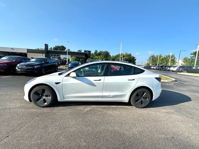 Used 2023 Tesla Model 3 Standard Range RWD image 5