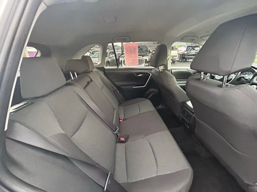Used 2024 Toyota RAV4 XLE image 30