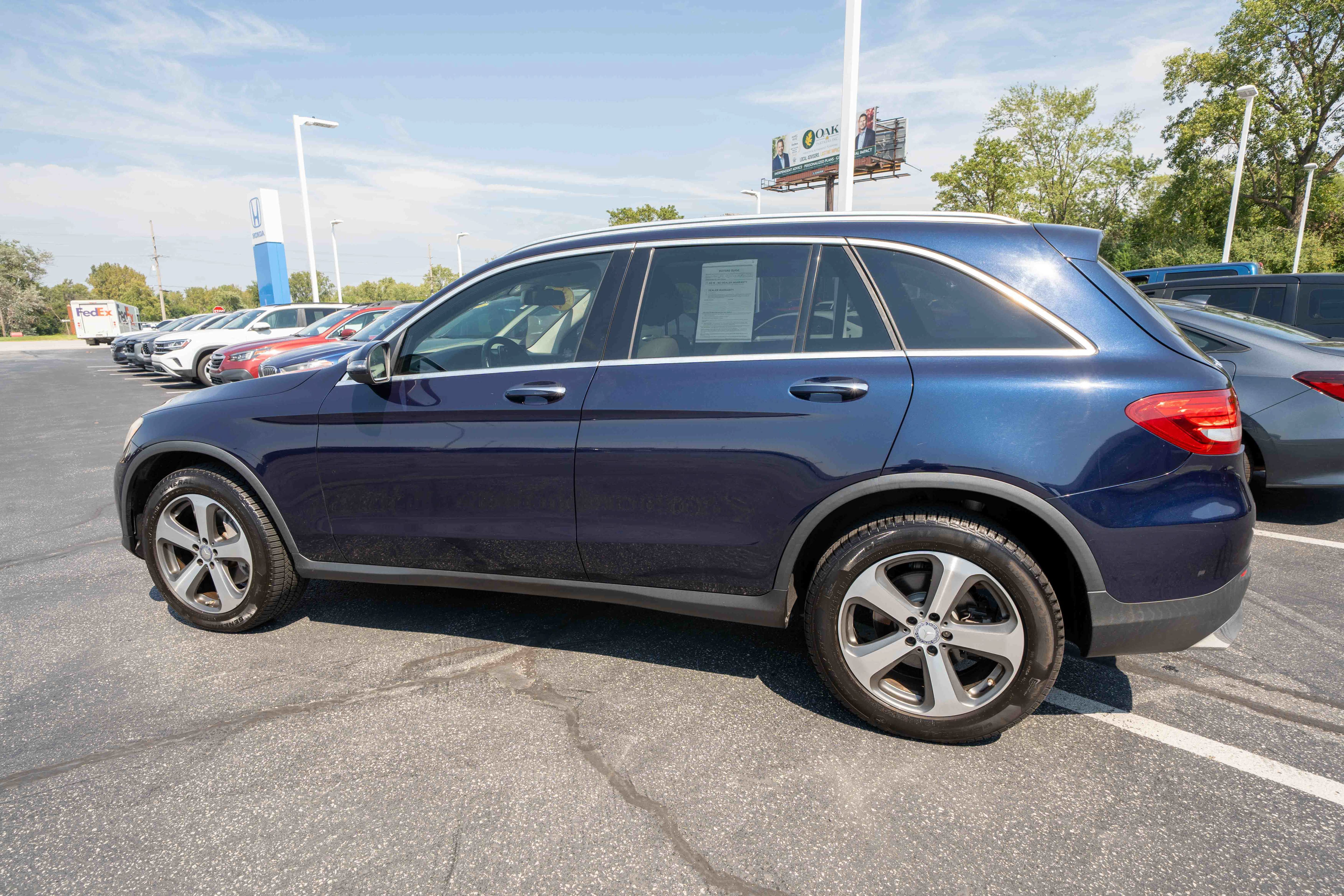Used 2016 Mercedes-Benz GLC 300 image 4