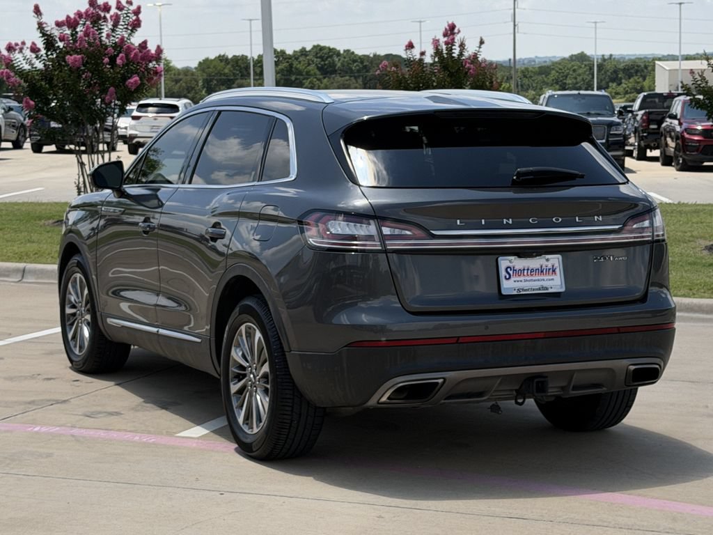 Used 2019 Lincoln Nautilus Select w/ Class II Trailer Tow Package AWD/4WD image 4