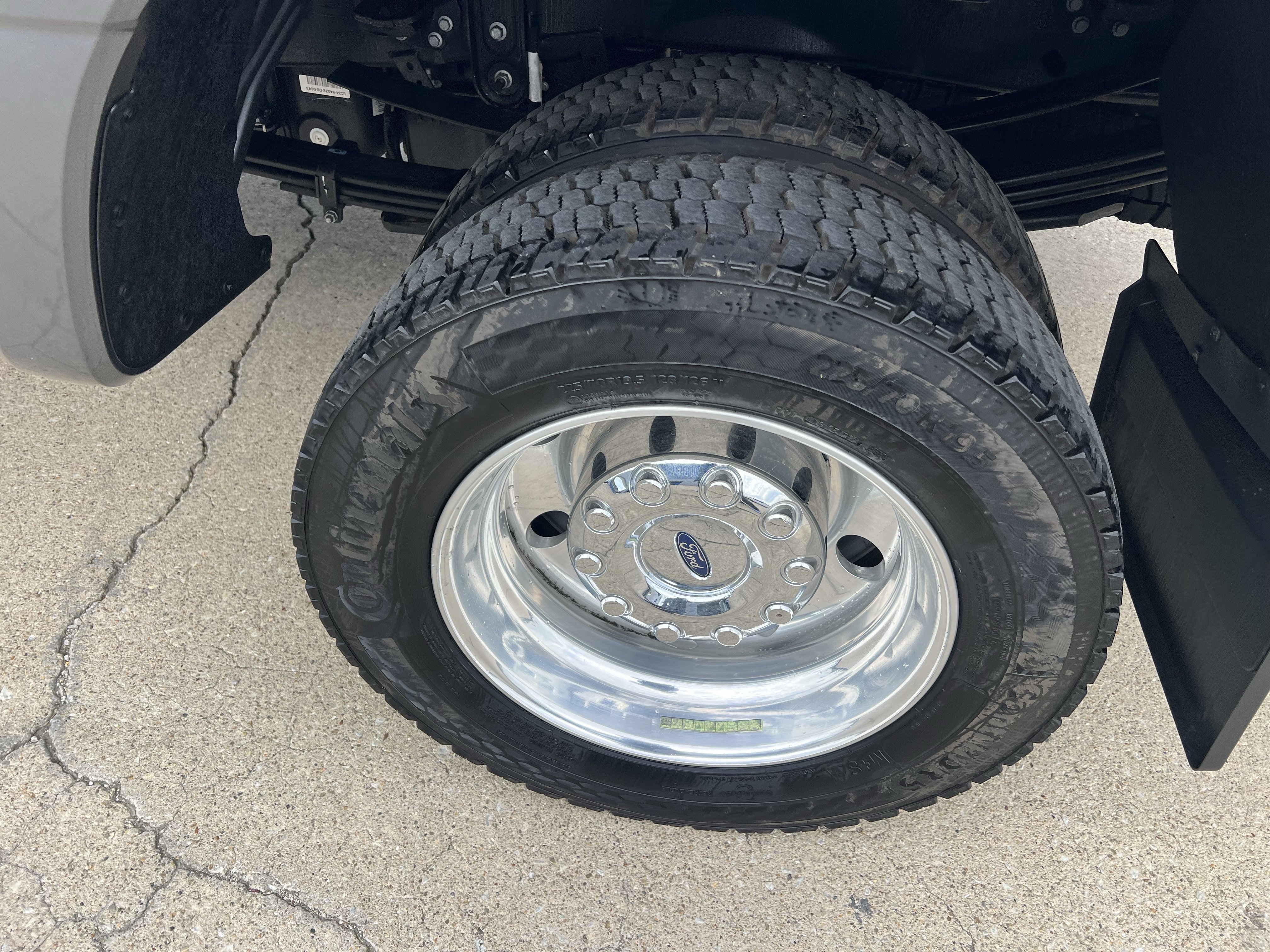 Used 2024 Ford F450 Platinum AWD/4WD image 12