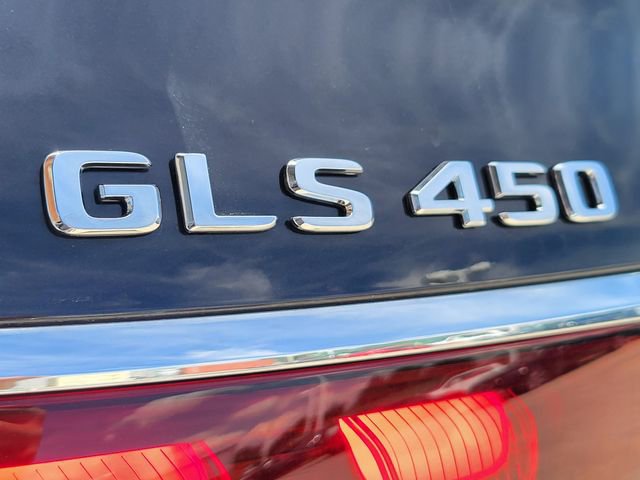 Used 2025 Mercedes-Benz GLS 450 4MATIC image 11