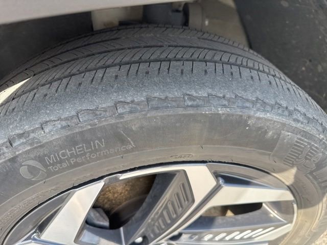 Used 2022 Hyundai Tucson SEL w/ Cargo Package AWD/4WD image 10