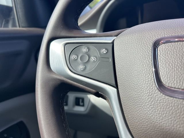 Used 2023 GMC Acadia SLT image 23