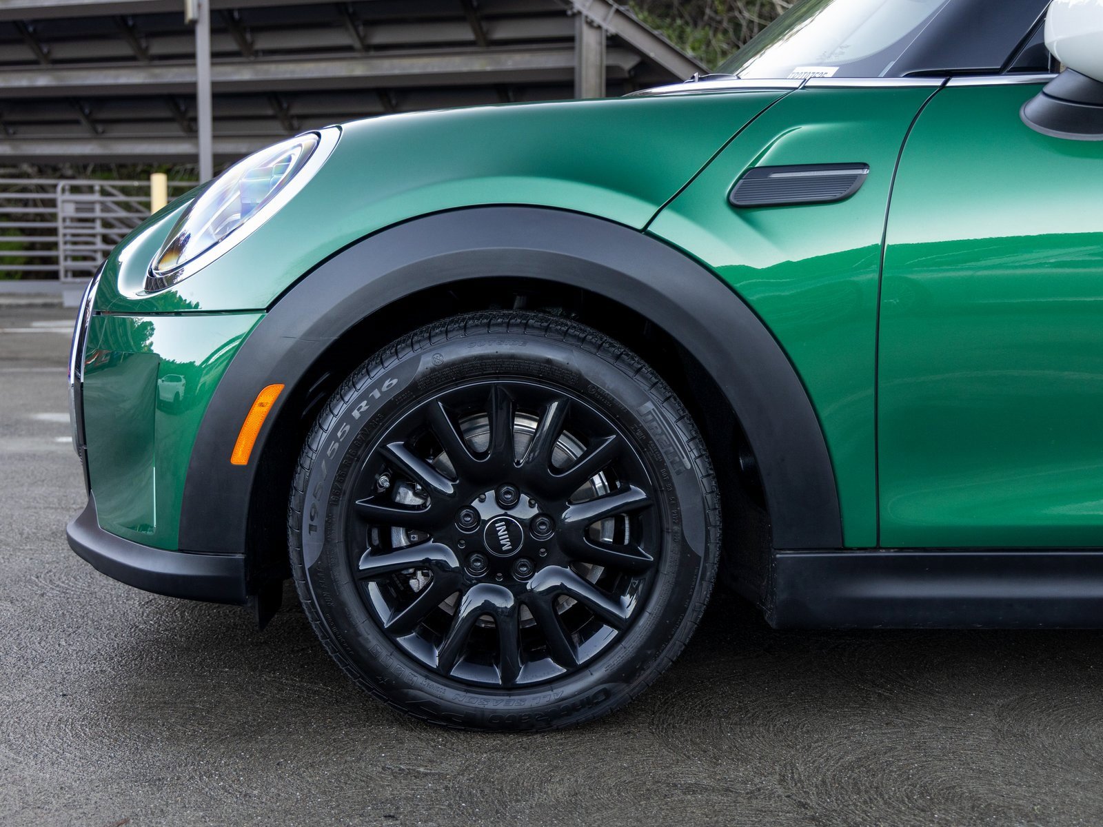 Used 2023 MINI Cooper 2-Door Hardtop w/ Signature Upholstery Package image 13