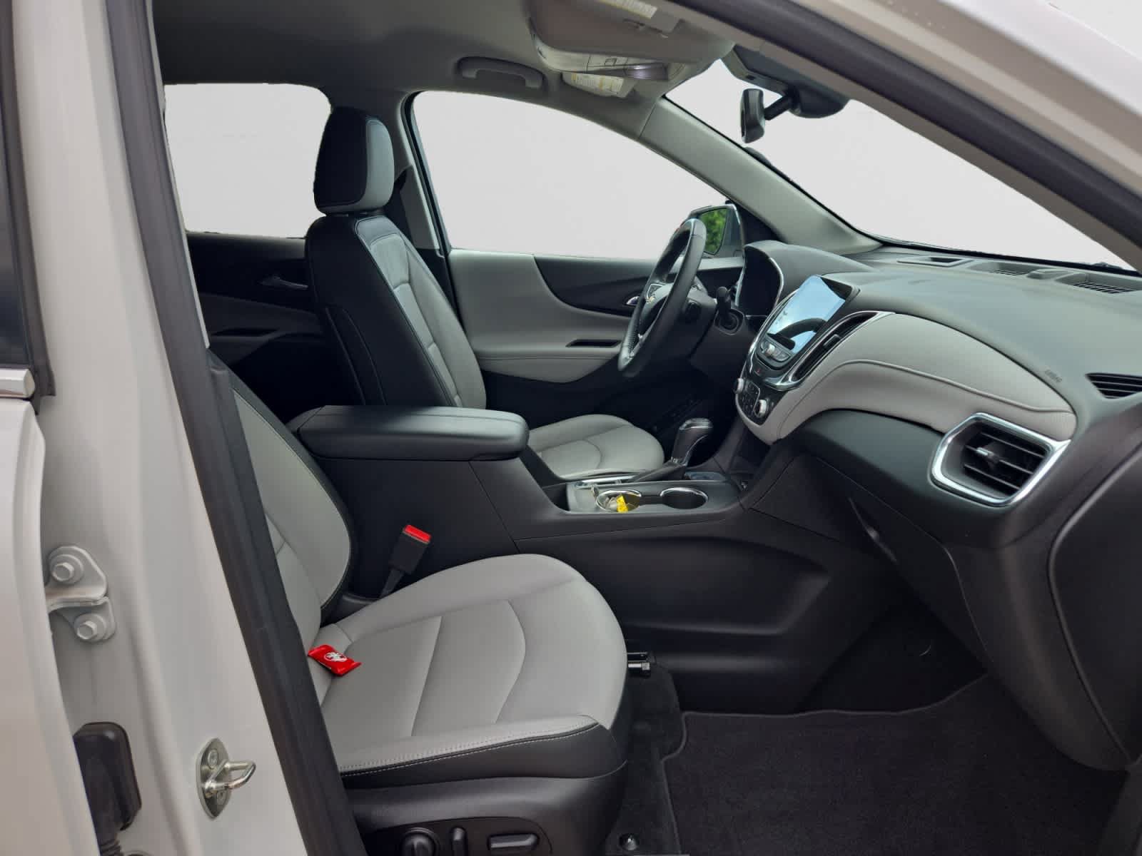 Used 2019 Chevrolet Equinox Premier FWD image 15