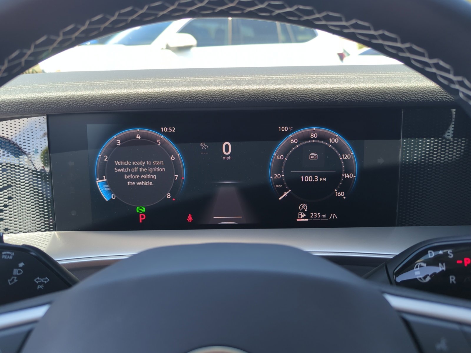 New 2025 Volkswagen Tiguan SE image 11