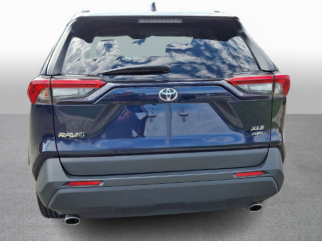 Used 2025 Toyota RAV4 XLE AWD/4WD image 5