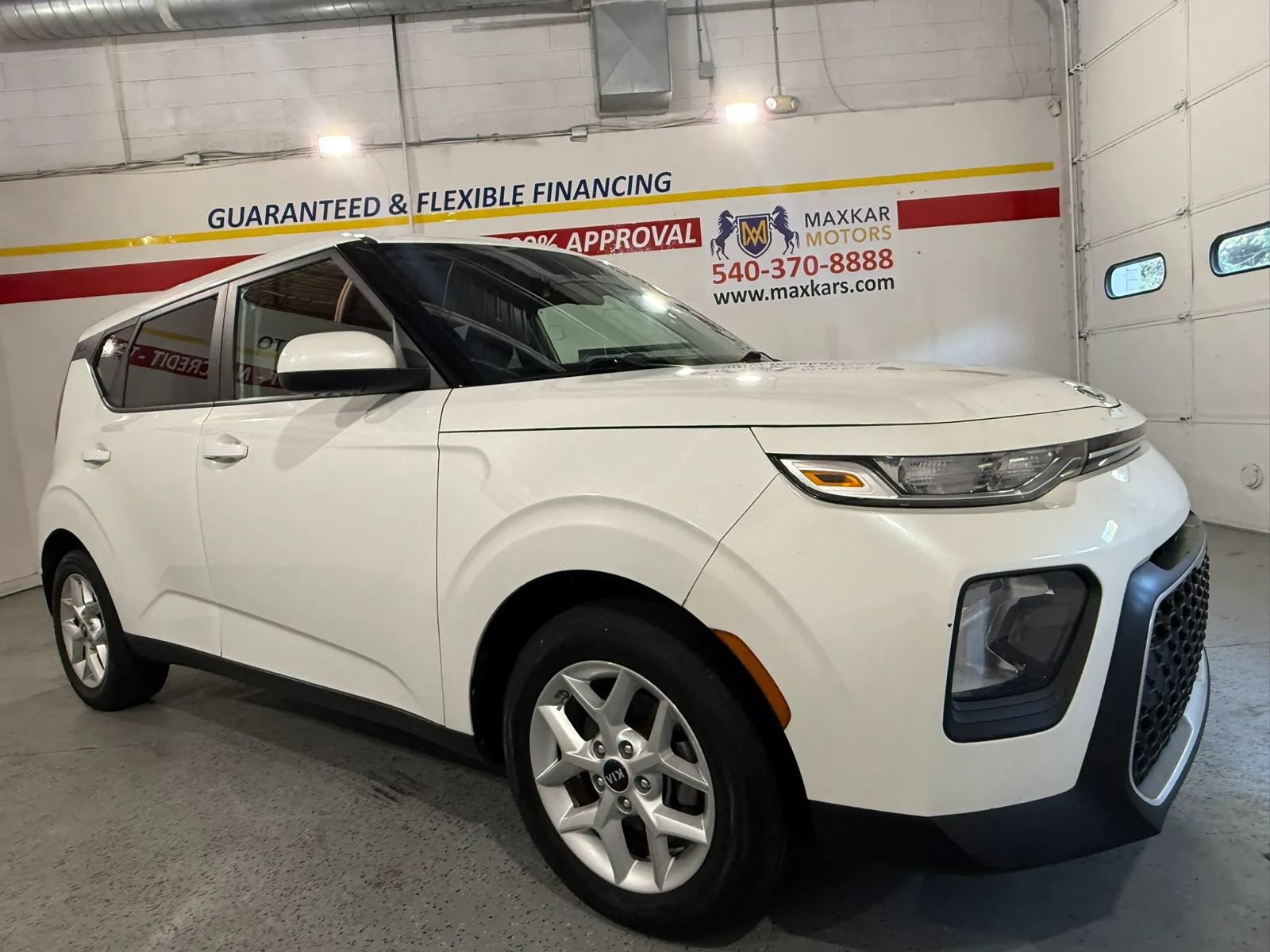Used 2020 Kia Soul S FWD image 4