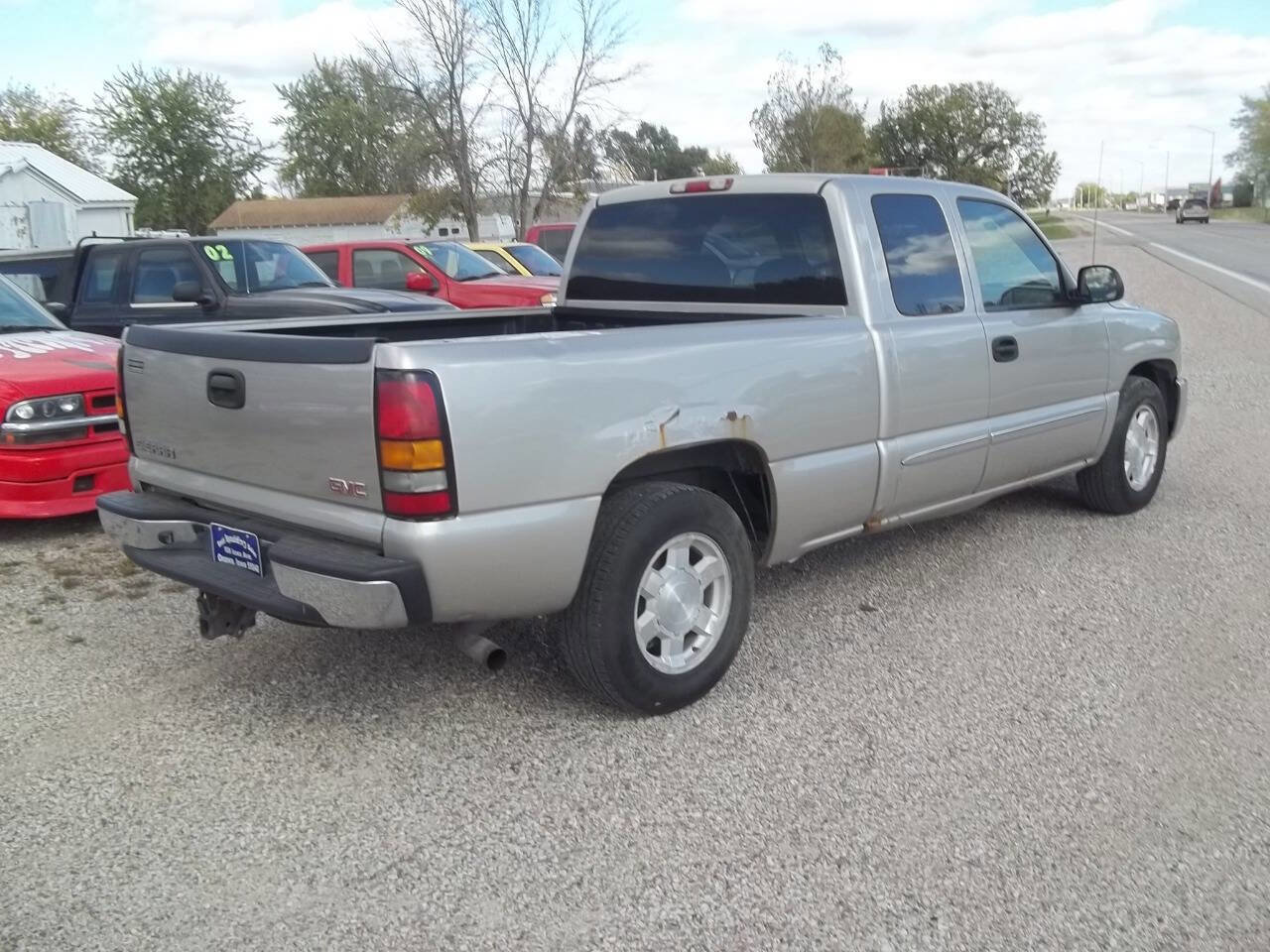 Used 2006 GMC Sierra 1500 SLE w/ Light Duty Power Package image 4
