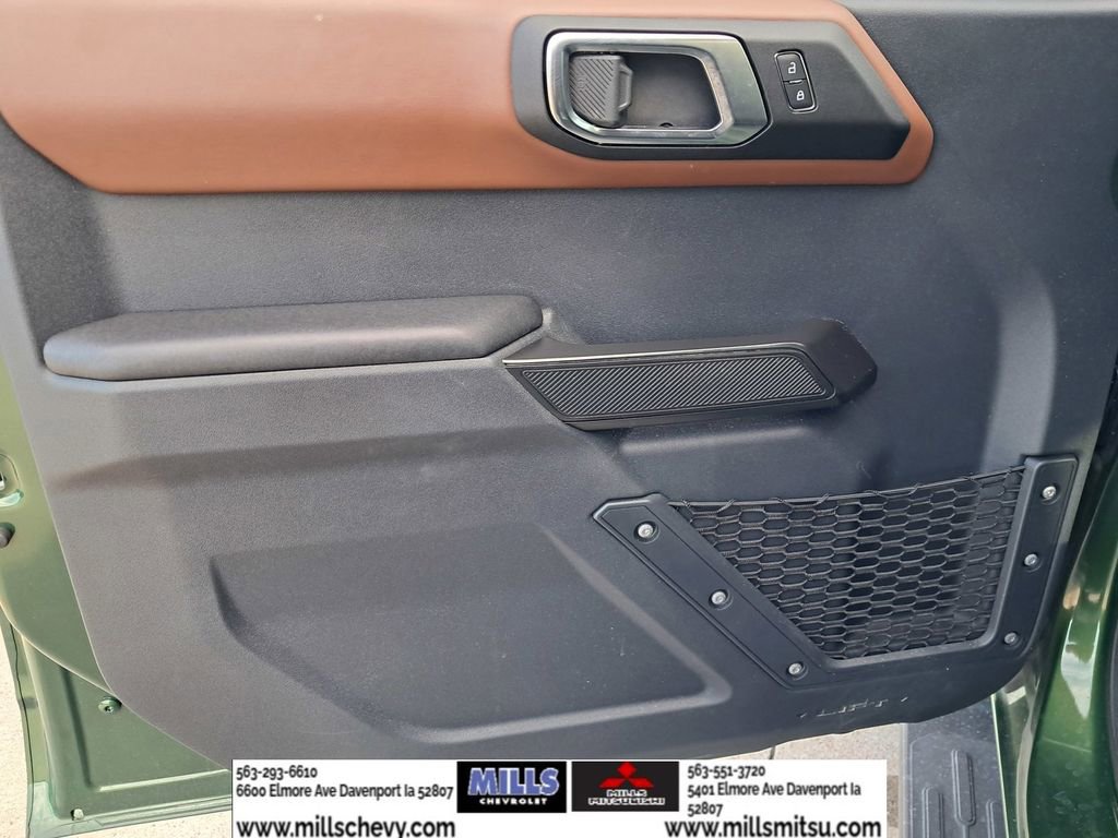 Used 2024 Ford Bronco Outer Banks AWD/4WD image 9