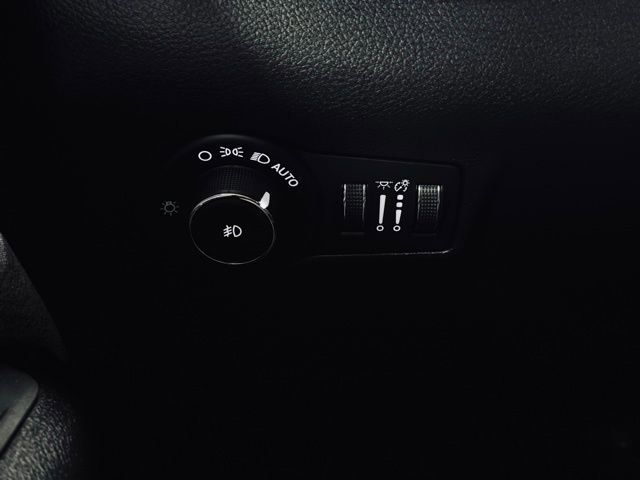 Used 2022 Jeep Compass Latitude w/ Convenience Group image 30