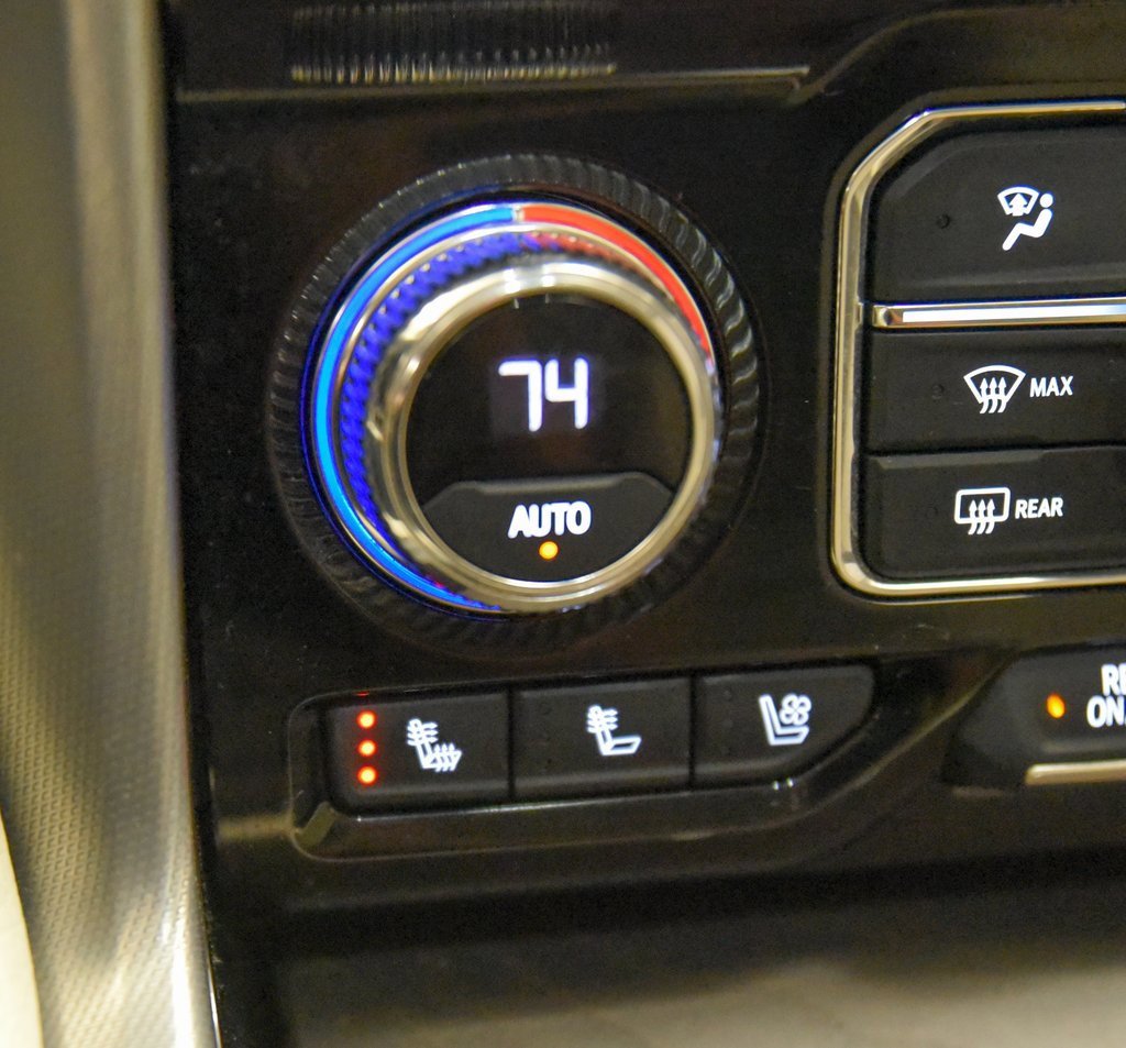 Used 2021 GMC Yukon Denali w/ Denali Ultimate Package image 24