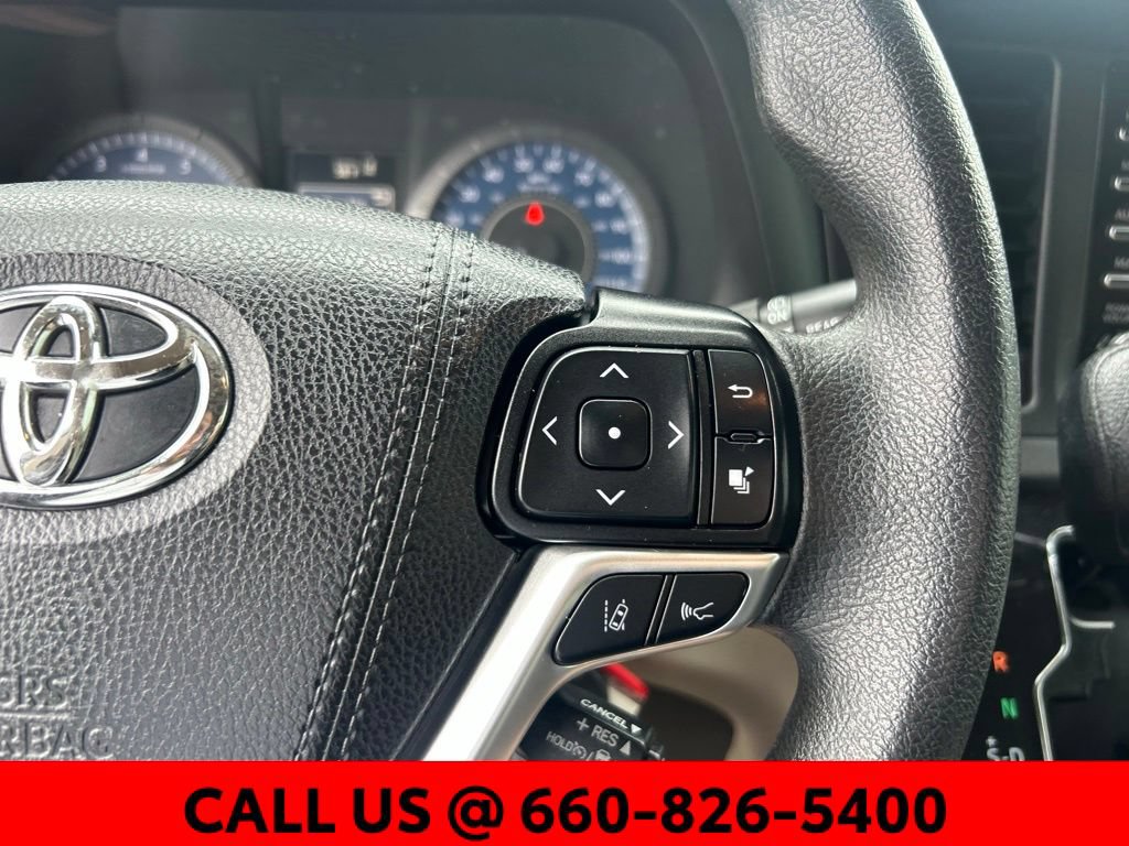 Used 2020 Toyota Sienna L FWD image 14