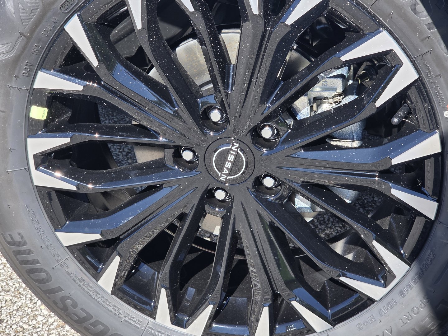 New 2026 Nissan Rogue Dark Armor AWD/4WD image 12
