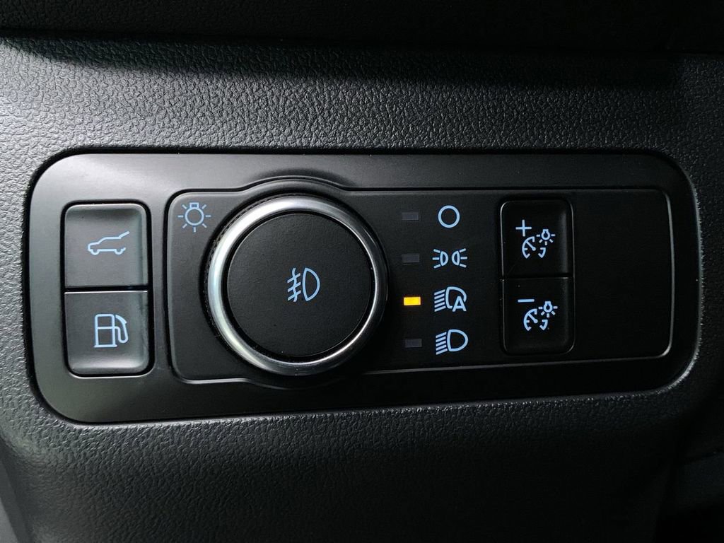 Used 2024 Ford Escape SE FWD image 23