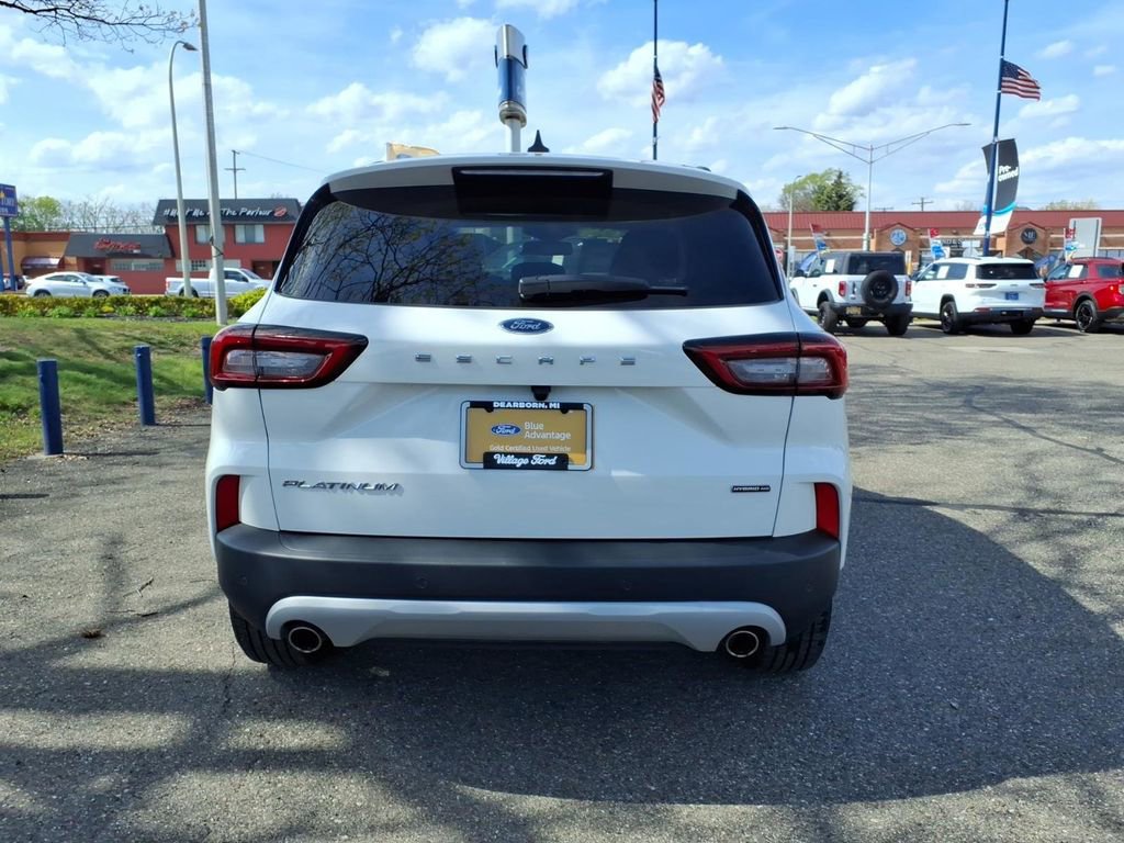 Used 2023 Ford Escape Platinum AWD/4WD image 7