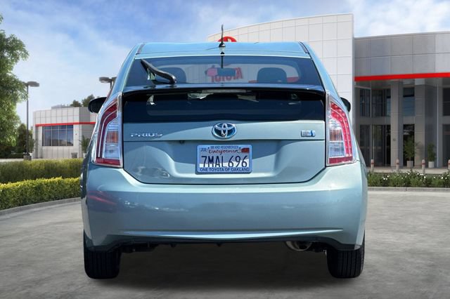 Used 2015 Toyota Prius Two FWD image 6