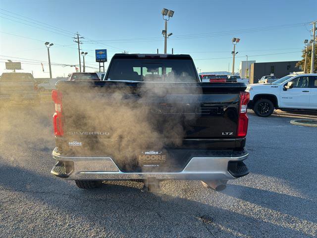 Used 2023 Chevrolet Silverado 2500 LTZ image 6