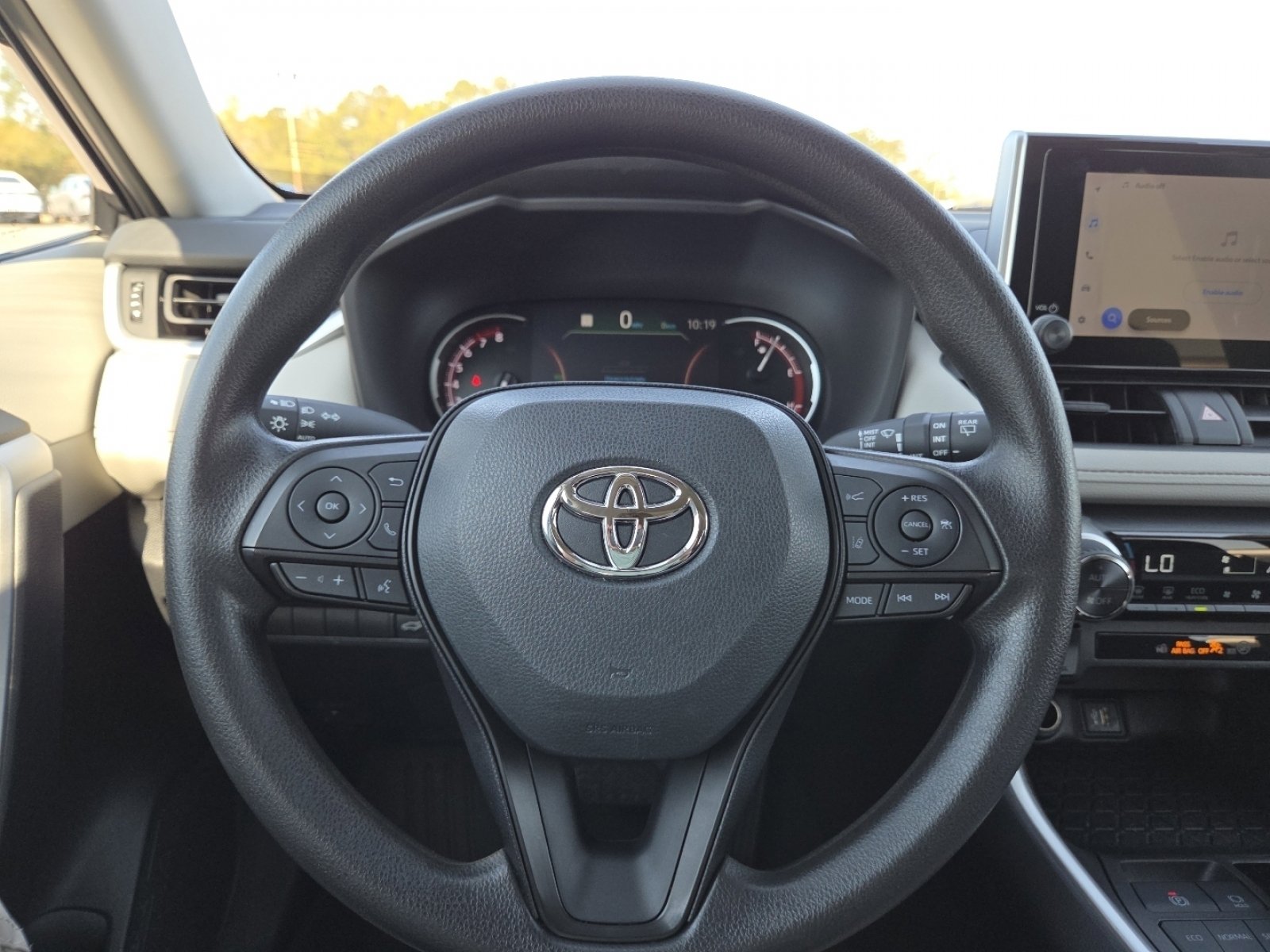Used 2023 Toyota RAV4 XLE w/ Convenience Package image 29