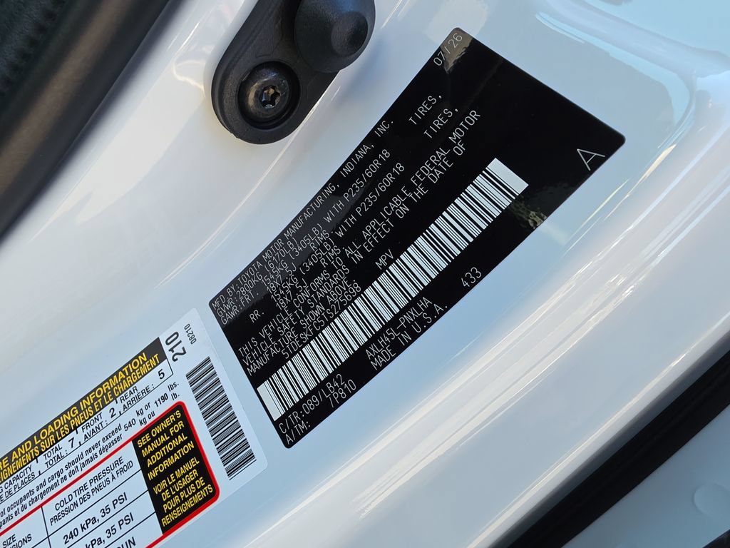 Used 2026 Toyota Sienna Platinum AWD/4WD image 15