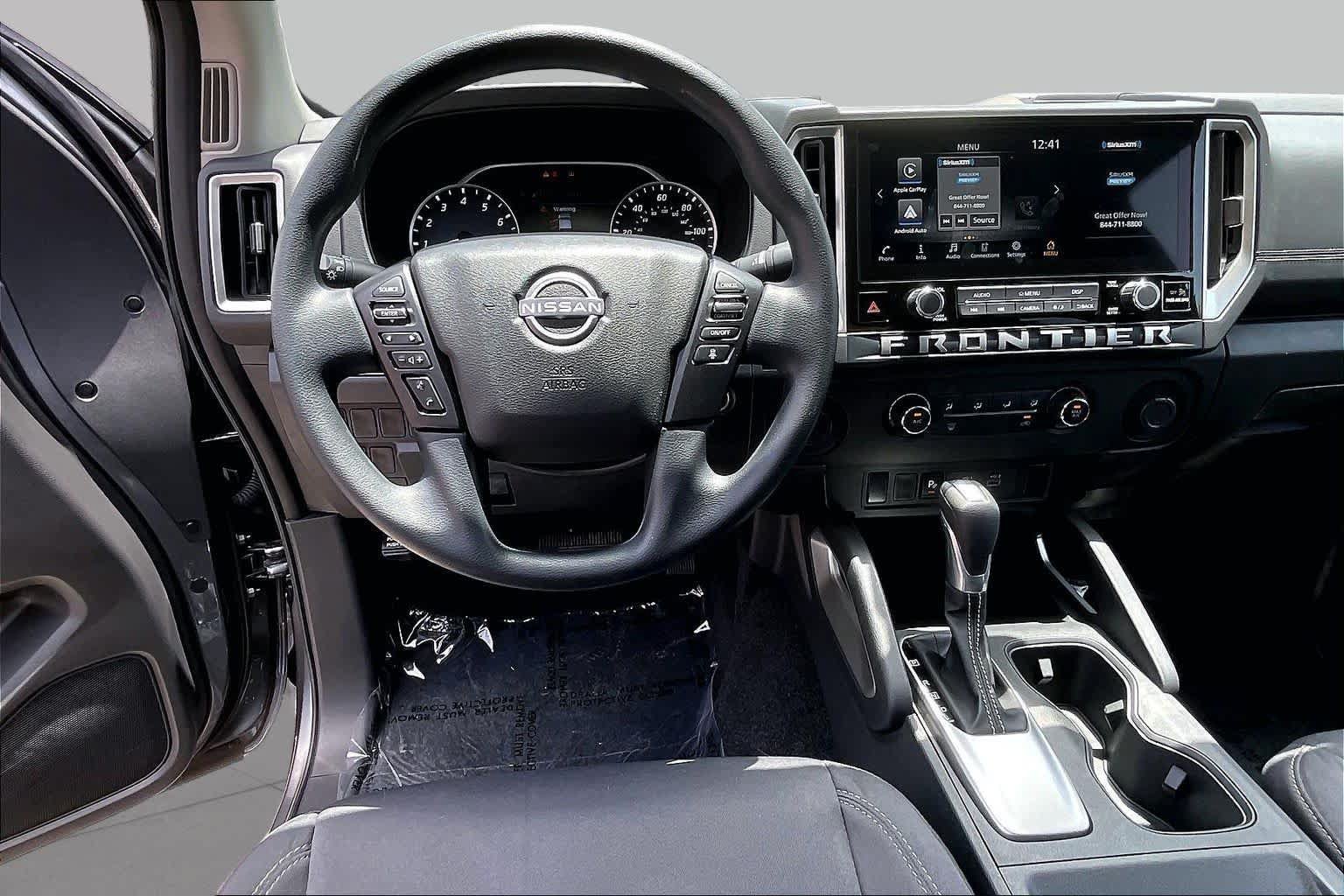 Used 2025 Nissan Frontier SV RWD image 6