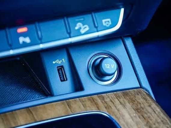 Used 2023 Audi Q5 2.0T Premium w/ Convenience Package image 22