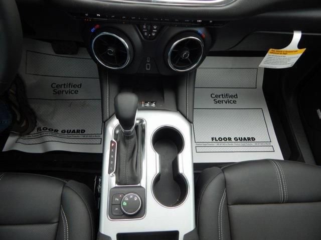 New 2026 Chevrolet Blazer LT w/ LPO, Black Sport Package image 24
