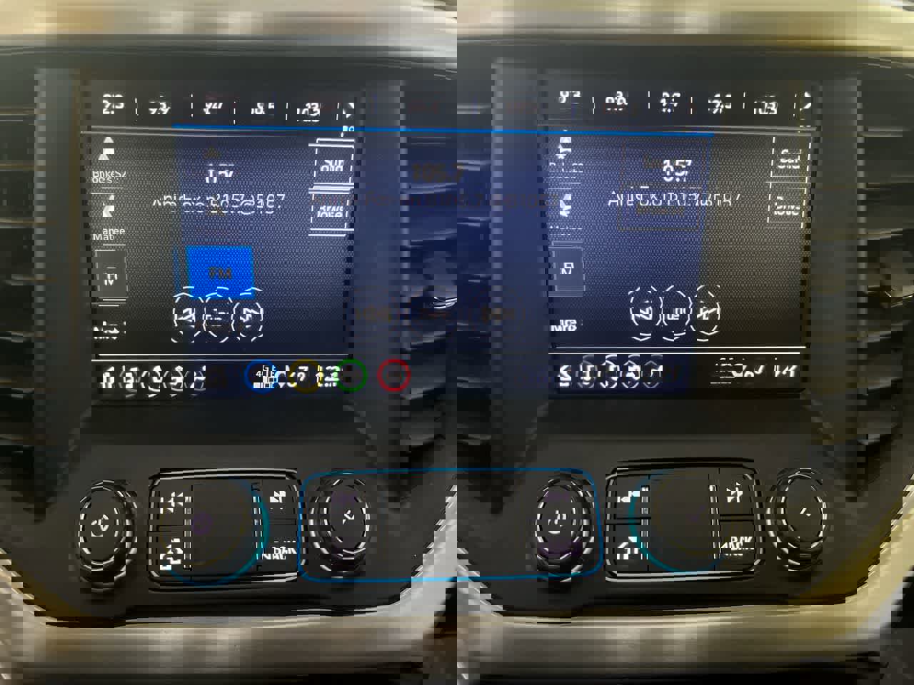 Used 2021 GMC Acadia SLE image 18