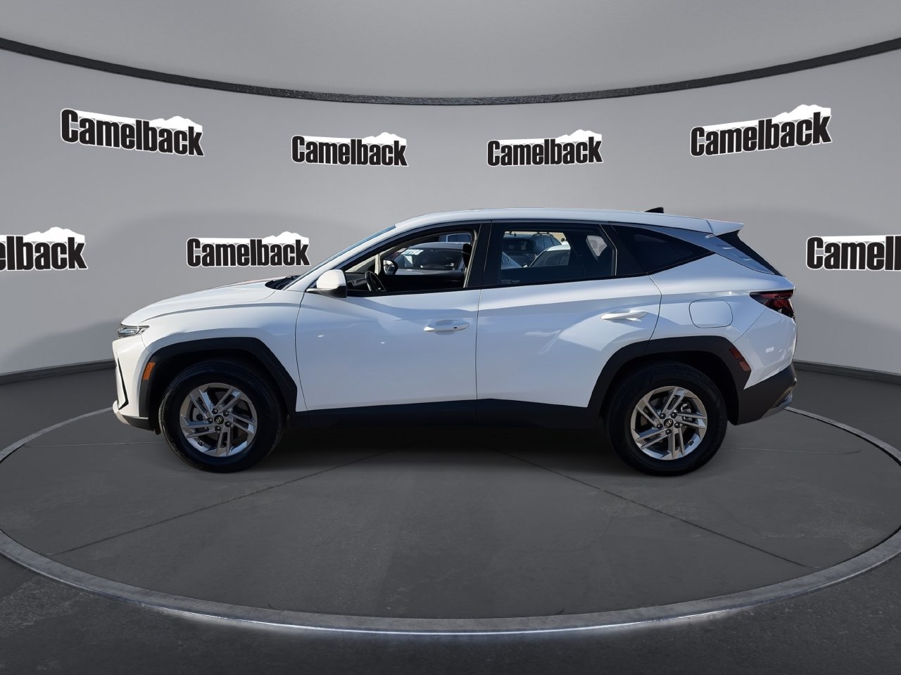 Certified 2025 Hyundai Tucson SE AWD/4WD image 4