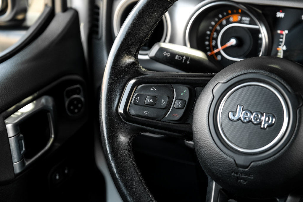 Used 2023 Jeep Wrangler Unlimited Sport AWD/4WD image 27
