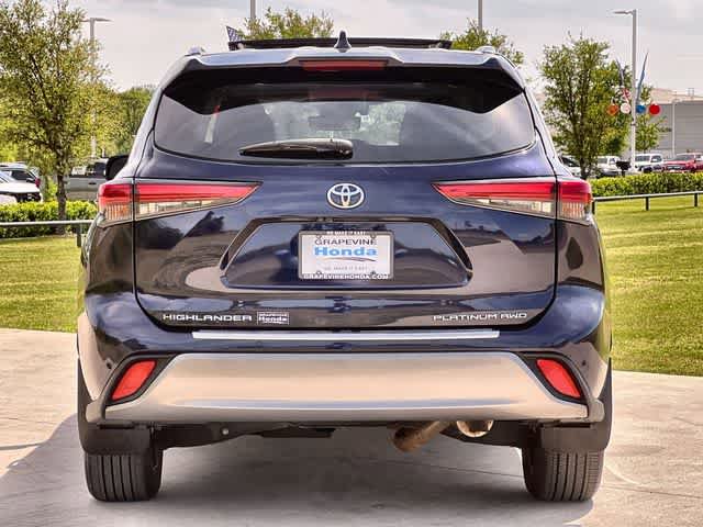 Used 2022 Toyota Highlander Platinum image 6