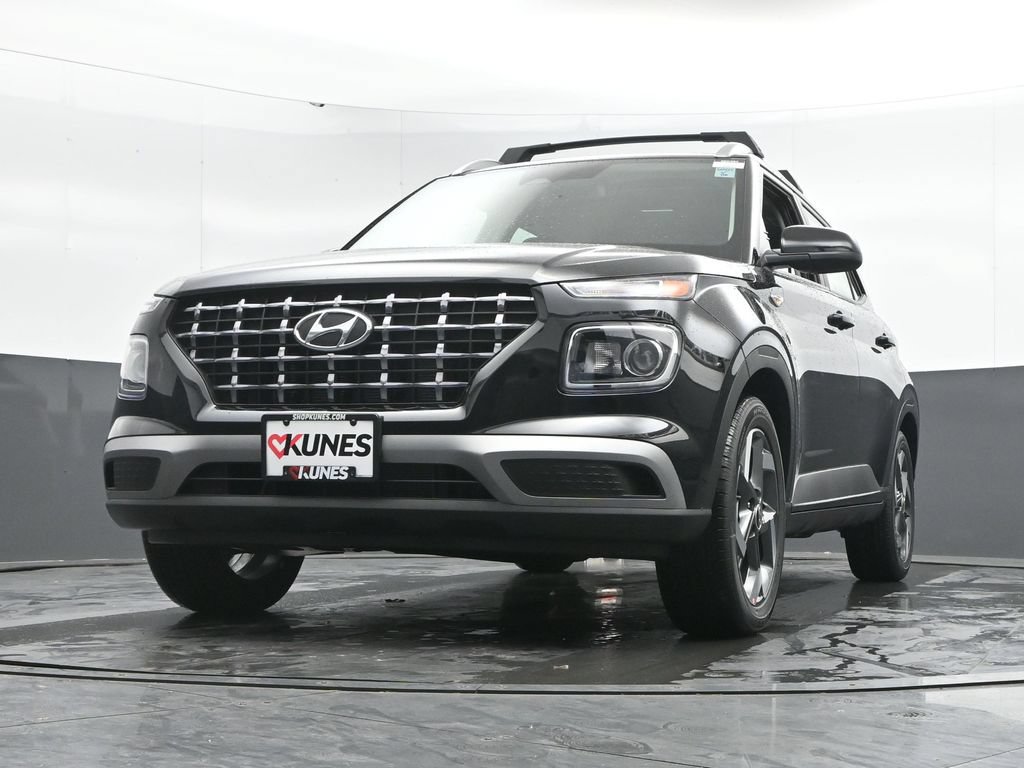 New 2026 Hyundai Venue SEL FWD image 47