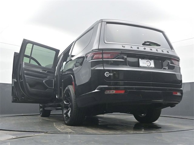 Used 2025 Jeep Wagoneer Series II image 62