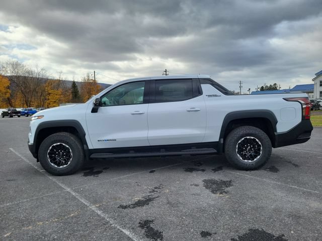 New 2026 Chevrolet Silverado EV Trail Boss AWD/4WD image 2