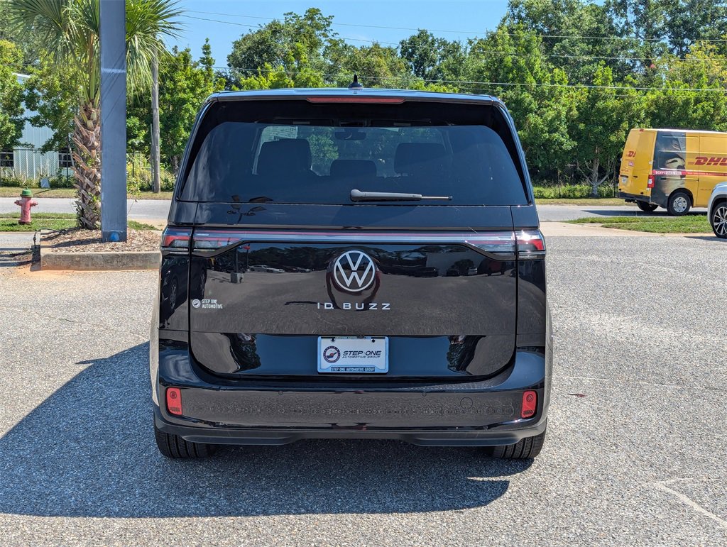 New 2025 Volkswagen ID. Buzz Pro S image 6