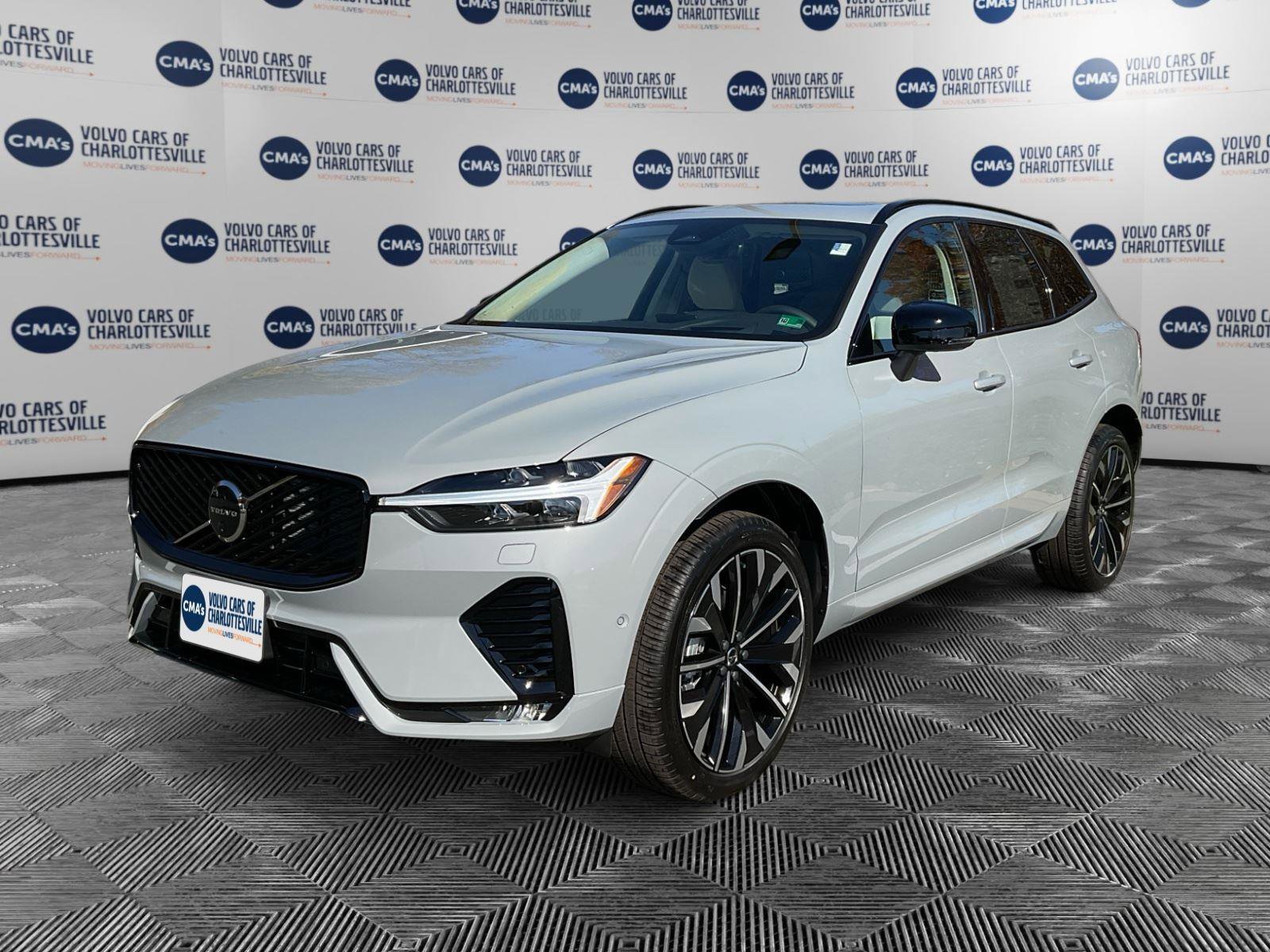 New 2026 Volvo XC60 B5 Ultra w/ Protection Package Premier