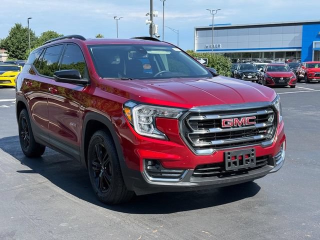 Used 2023 GMC Terrain AT4 AWD/4WD image 8