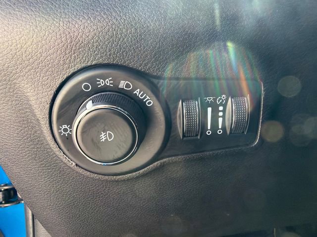 Used 2022 Jeep Compass Trailhawk w/ Trailhawk Convenience Group image 23