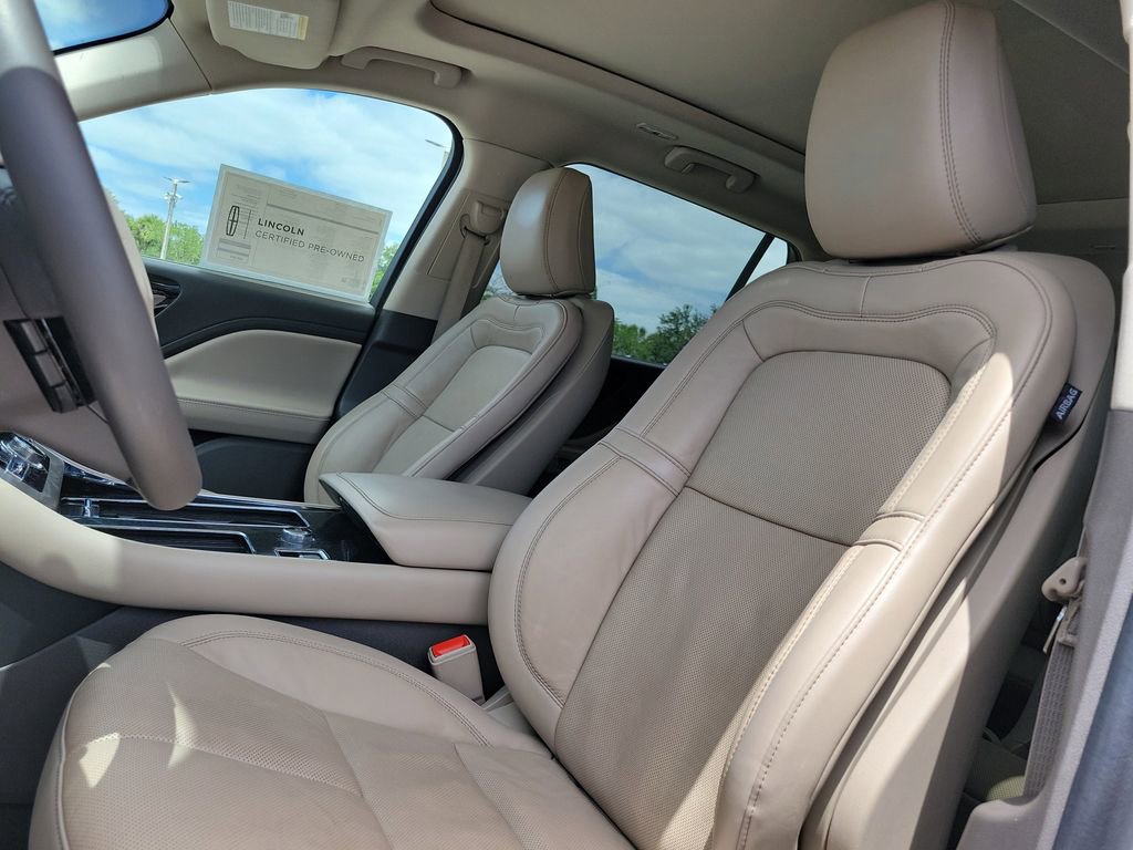 Certified 2023 Lincoln Aviator Reserve w/ Equipment Group 201A image 23